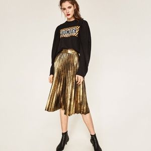 Zara Gold pleated skirt